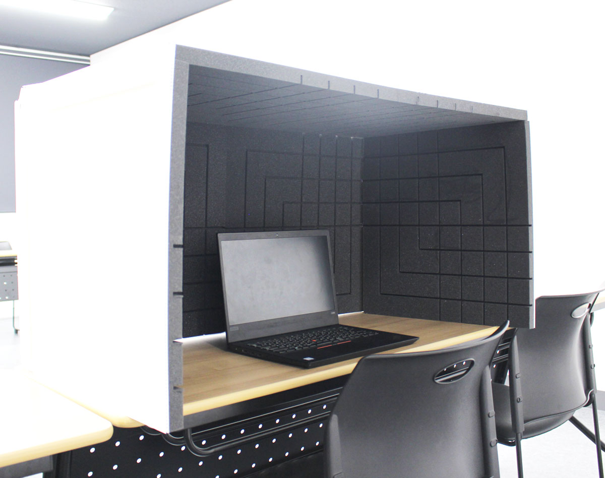 カッティングプロッター | 加工技術 | ソフトプレン工業株式会社